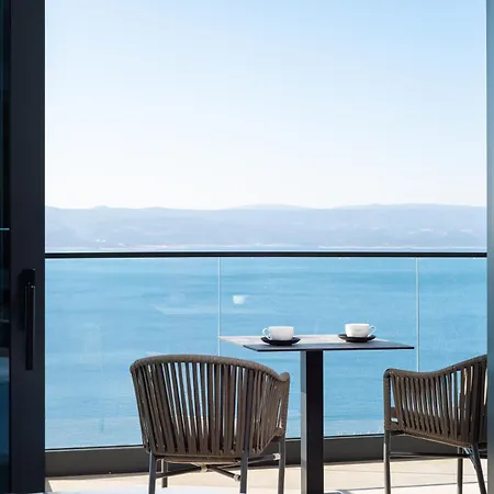 Luxury Hedonia Villa *