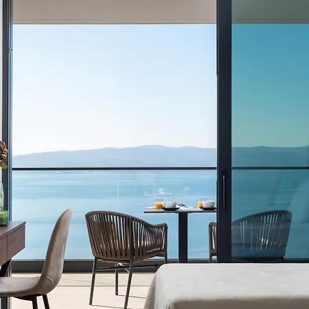 Luxury Hedonia * Brela