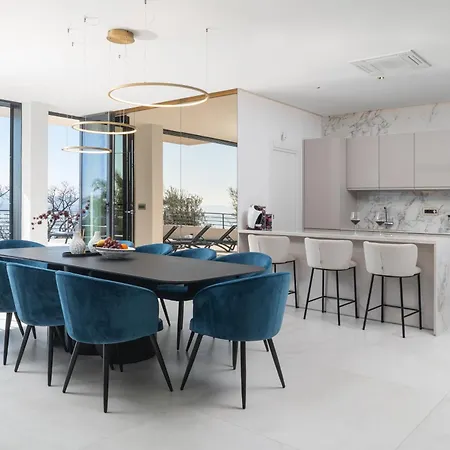 Villa Luxury Hedonia *