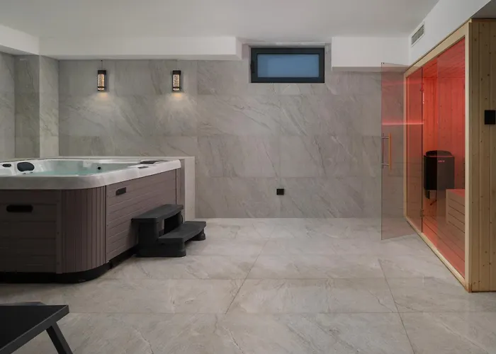 Luxury Hedonia Brela